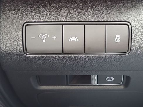 Used 2022 Hyundai Santa Fe SEL FWD image 18