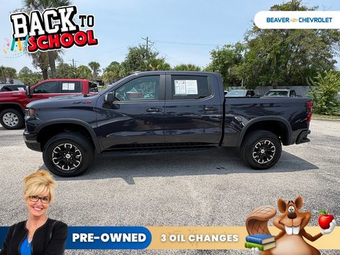 Used 2022 Chevrolet Silverado 1500 ZR2 w/ Technology Package AWD/4WD image 4