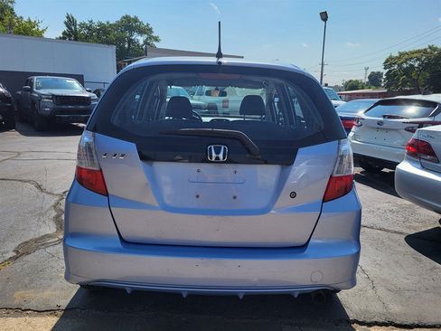 Used 2010 Honda Fit image 6