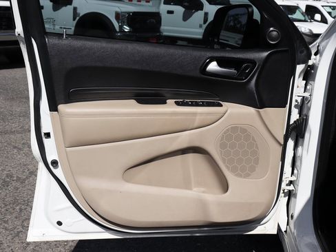 Used 2021 Dodge Durango SXT image 17