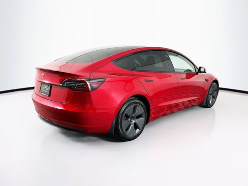 Used 2023 Tesla Model 3 Standard Range image 9