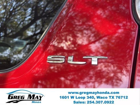 Used 2023 GMC Acadia SLT AWD/4WD image 15