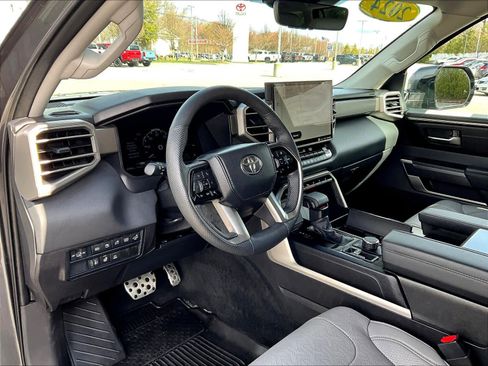 Used 2024 Toyota Sequoia SR5 image 8