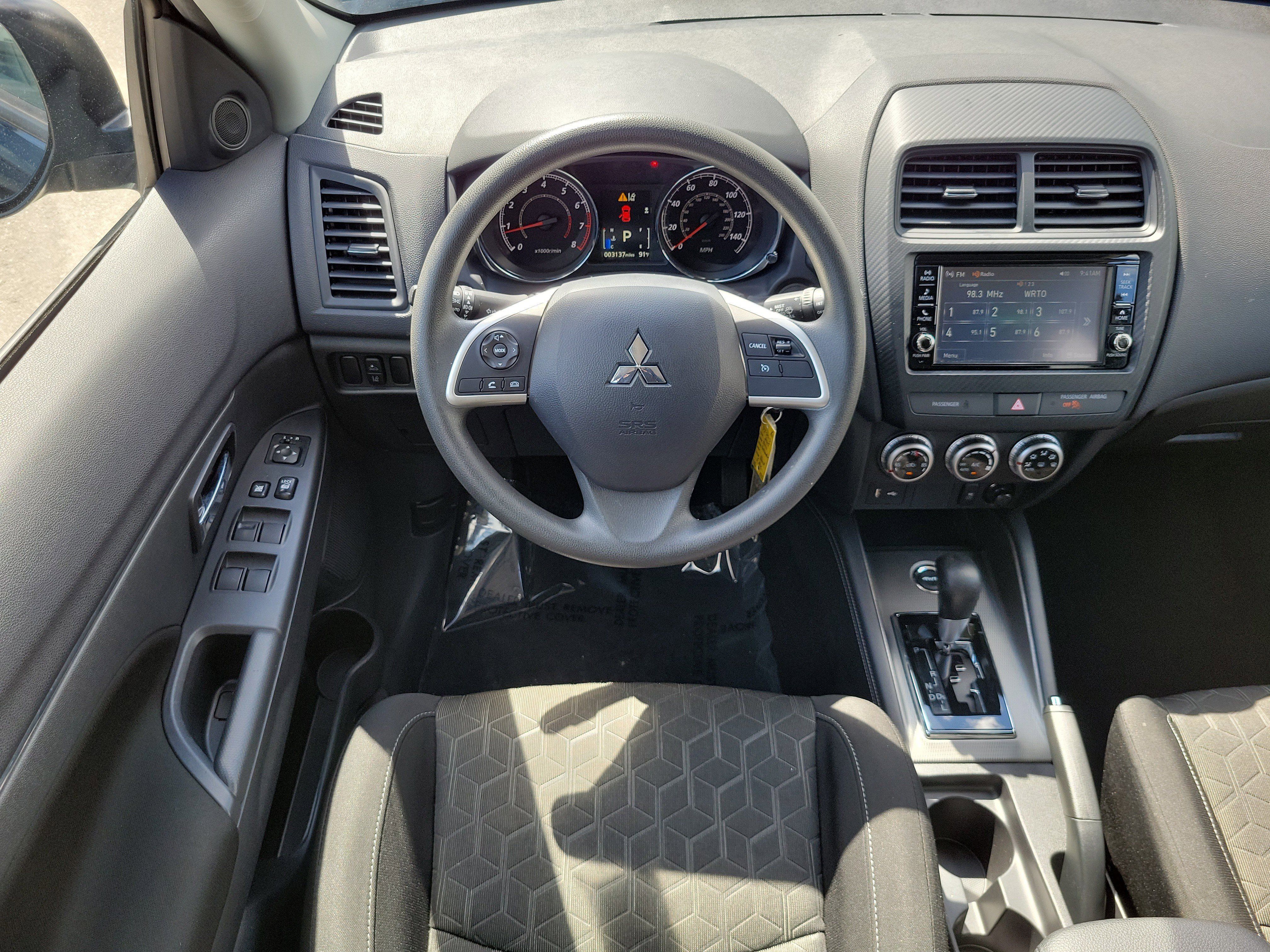 Used 2025 Mitsubishi Outlander Sport ES AWD/4WD image 19