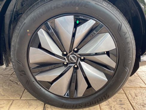 Certified 2024 Nissan Ariya AWD image 12