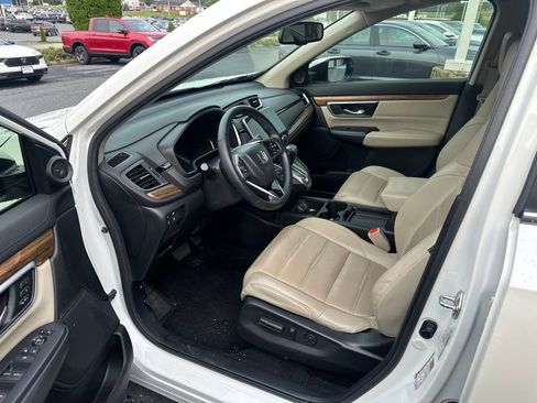 Certified 2017 Honda CR-V Touring image 8