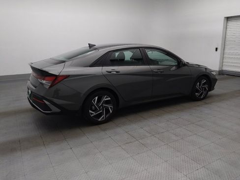 Used 2025 Hyundai Elantra Sport FWD image 10