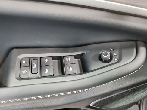 New 2026 Jeep Grand Cherokee Limited AWD/4WD image 12