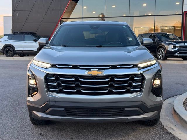 Used 2026 Chevrolet Equinox LT w/ Convenience Package II FWD image 7