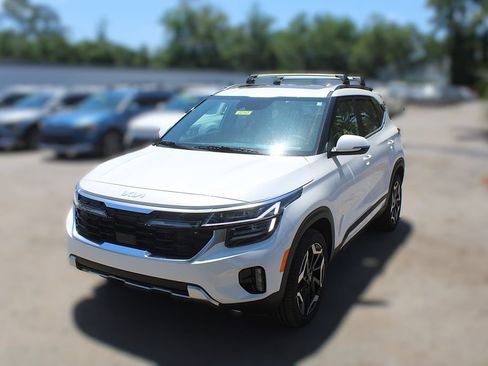 New 2026 Kia Seltos SX w/ SX Sunroof Package AWD/4WD image 16