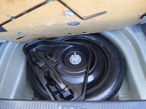 Used 2009 Toyota Camry Hybrid image 32