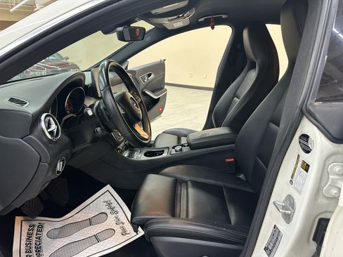 Used 2017 Mercedes-Benz CLA 250 4MATIC image 20