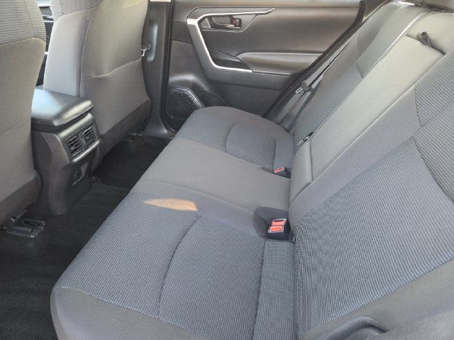 Used 2024 Toyota RAV4 LE FWD image 23
