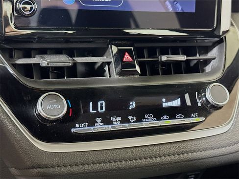Used 2023 Toyota Corolla SE image 14