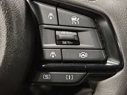 Used 2025 Subaru Forester Premium AWD/4WD image 28