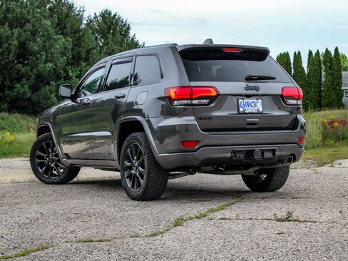 Used 2021 Jeep Grand Cherokee Laredo X AWD/4WD image 10