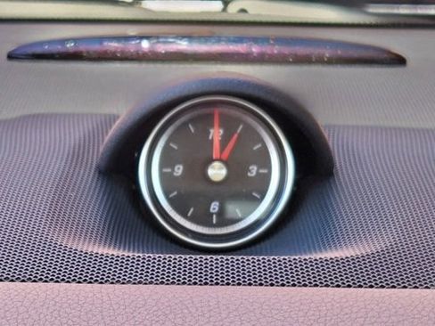 Used 2020 Mercedes-Benz SL 550 image 27