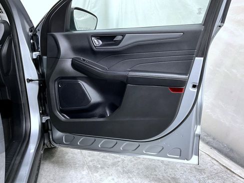 Used 2023 Ford Escape Active AWD/4WD image 17