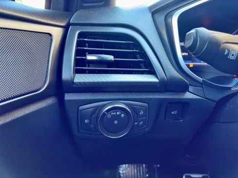 Used 2019 Ford Fusion Sport AWD/4WD image 32