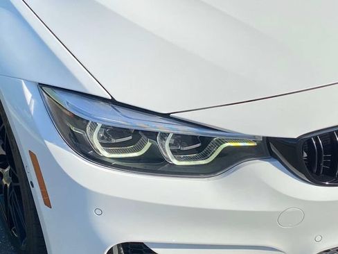 Used 2018 BMW M3 RWD image 4