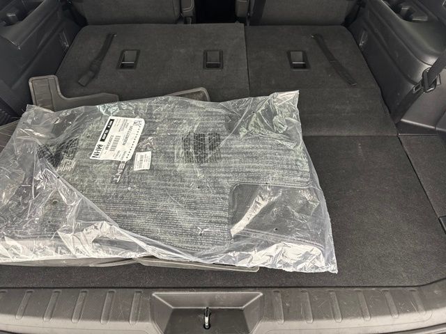 Used 2025 Subaru Ascent Premium AWD/4WD image 27