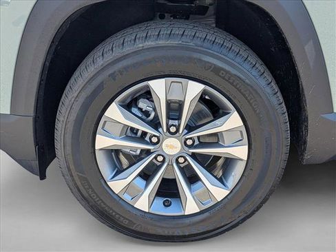 New 2026 Chevrolet Equinox LT w/ Safety and Technology Package FWD image 9