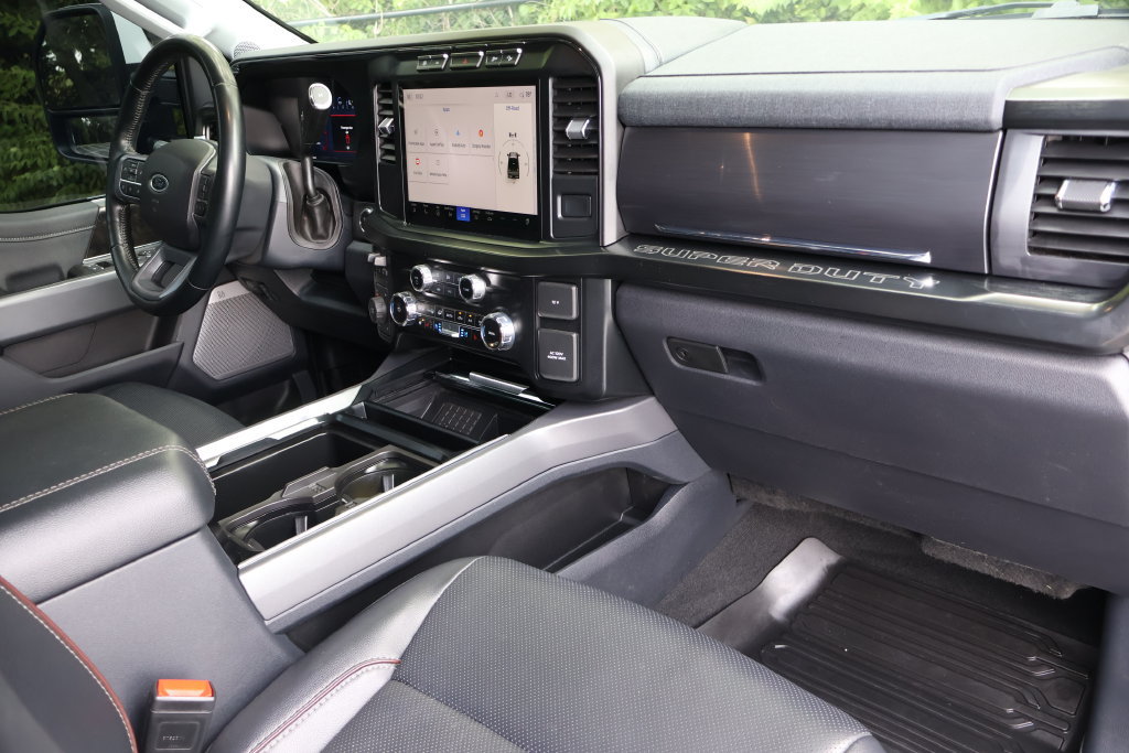Used 2023 Ford F250 Lariat w/ Sport Appearance Package AWD/4WD image 46