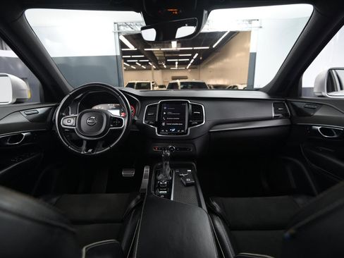 Used 2019 Volvo XC90 T6 R-Design w/ Protection Package image 21