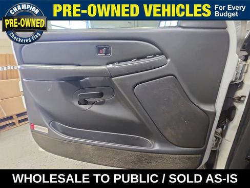 Used 2004 Chevrolet Silverado 1500 LS RWD image 25