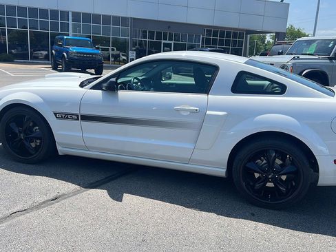 Used 2007 Ford Mustang GT Premium RWD image 10