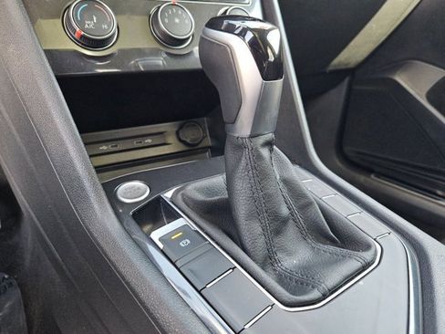 Used 2024 Volkswagen Tiguan Wolfsburg Edition image 19