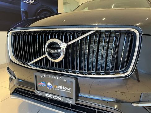 Used 2019 Volvo XC90 T6 Momentum w/ Protection Package AWD/4WD image 13