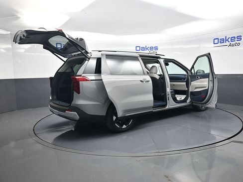 New 2026 Kia Carnival EX FWD image 54