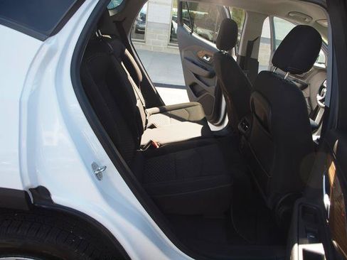 Used 2020 GMC Terrain SLE AWD/4WD image 7
