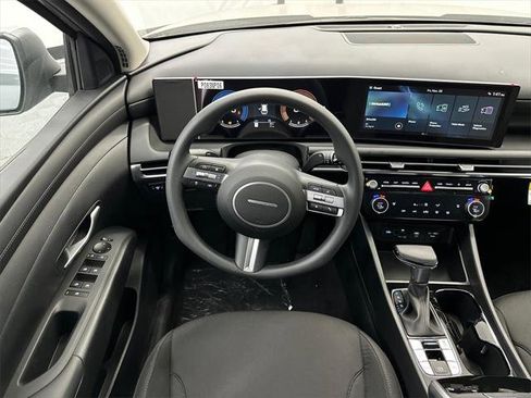 New 2026 Hyundai Tucson SEL image 24
