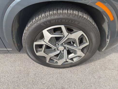 Used 2021 Hyundai Palisade Calligraphy image 3