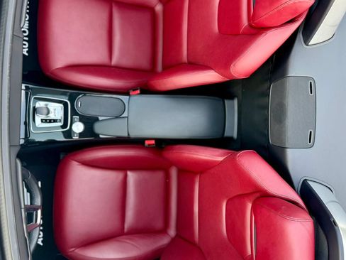 Used 2016 Mercedes-Benz SLK 300 image 33