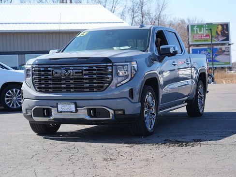 Used 2025 GMC Sierra 1500 Denali Ultimate AWD/4WD image 7