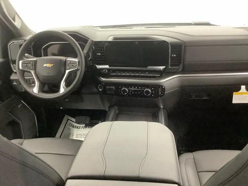 New 2026 Chevrolet Silverado 2500 LTZ w/ LTZ Convenience Package image 34