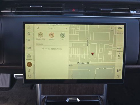 New 2026 Land Rover Range Rover SE image 23