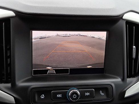 Used 2023 GMC Terrain SLE w/ Driver Convenience Package image 18