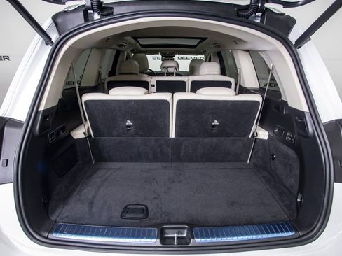 Used 2026 Mercedes-Benz GLS 450 4MATIC image 8