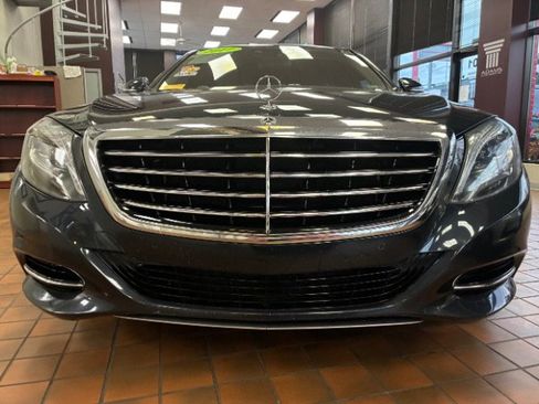 Used 2017 Mercedes-Benz S 550 4MATIC image 4