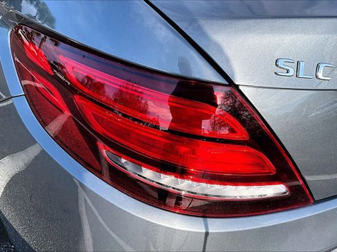 Certified 2020 Mercedes-Benz SLC 300 image 26