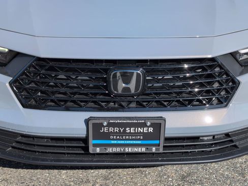 New 2025 Honda Accord SE image 9