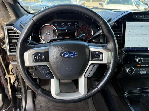 Used 2022 Ford F250 Lariat w/ Black Appearance Package AWD/4WD image 20