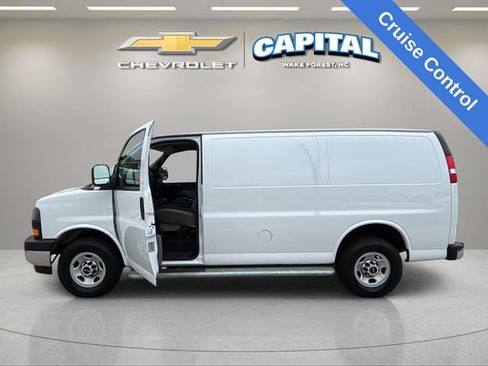 Used 2024 GMC Savana 2500 w/ Driver Convenience Package RWD image 9