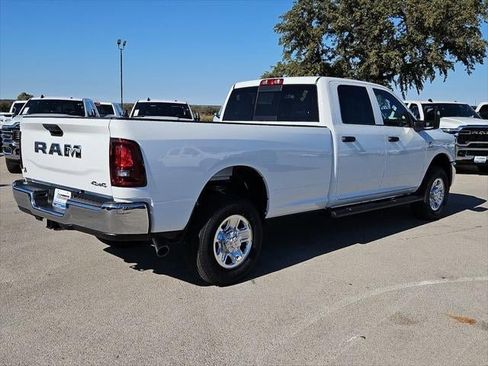 New 2026 RAM 2500 Tradesman AWD/4WD image 37