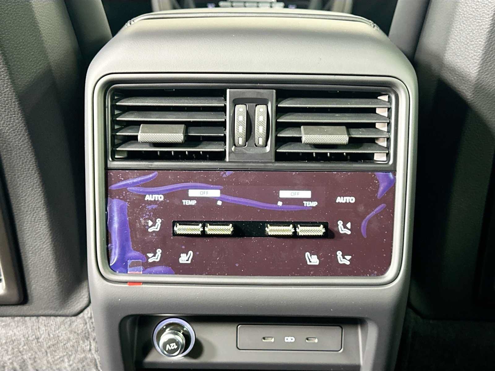 Certified 2025 Porsche Cayenne GTS AWD/4WD image 25