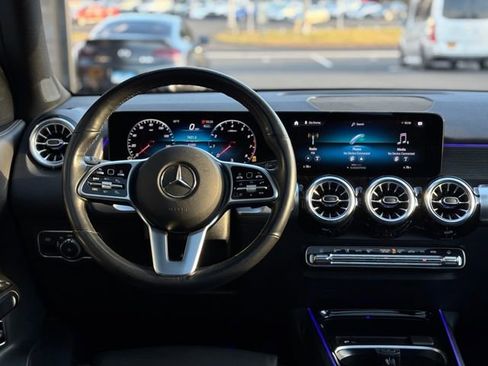 Certified 2023 Mercedes-Benz GLB 250 GLB 250 image 13